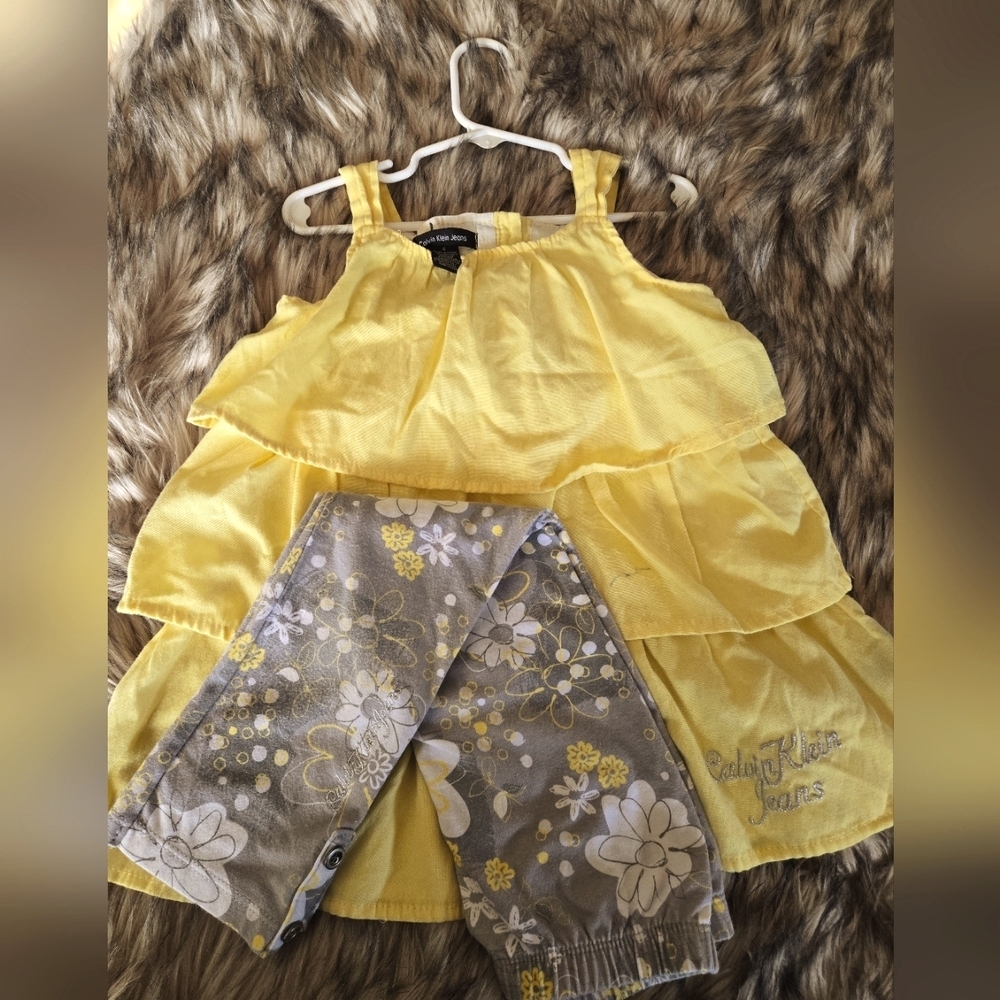 Girls Calvin Klein Jeans outfit sz 6